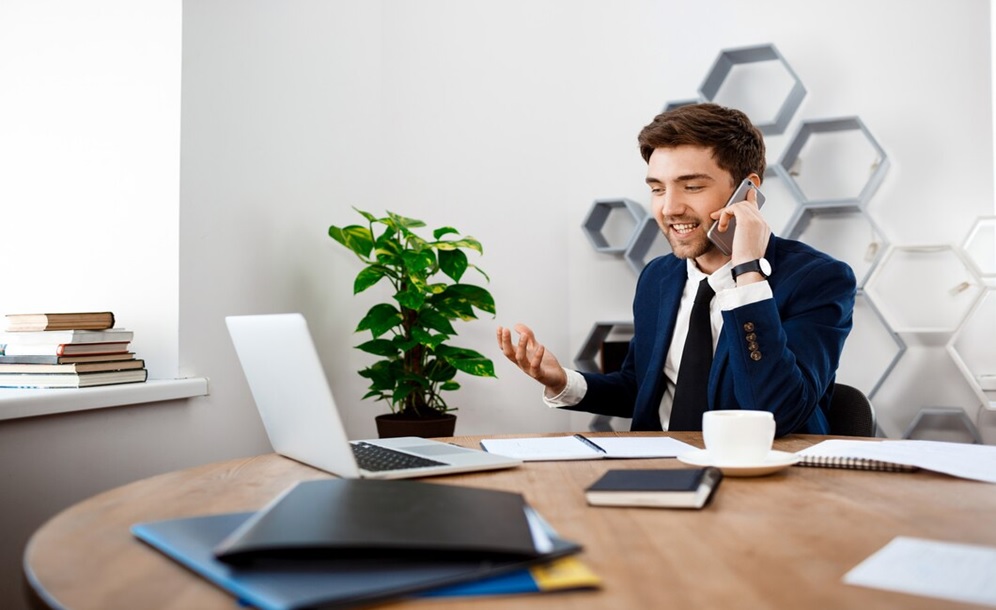 Connecting Buyers and Sellers: Understanding the Business Broker Hotline